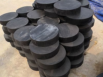 得荣县板式橡胶支座由若干层橡胶片与薄钢板经加压硫化